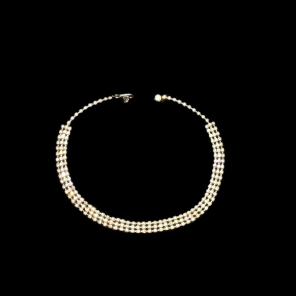 Three strand rhinestone collar. Not just evening wear. Daytime screams bling 🤩 - Picture 2 of 4